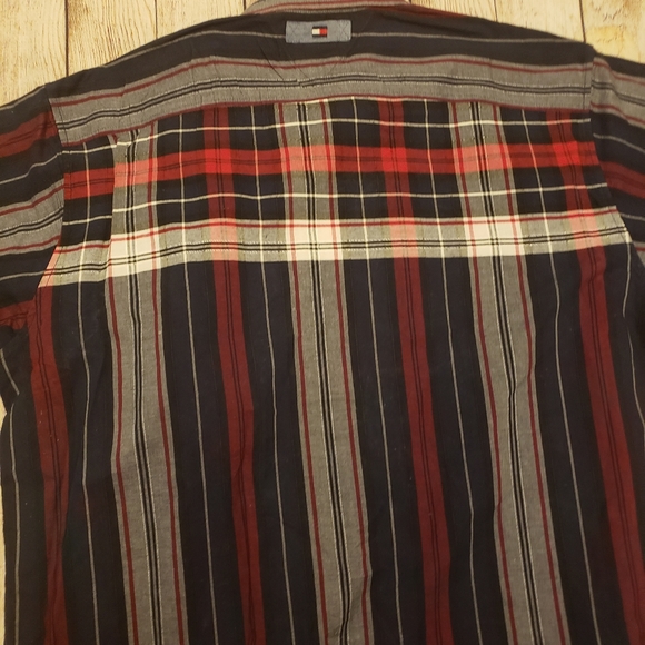 Vintage Tommy Jeans button down shirt - Picture 6 of 8